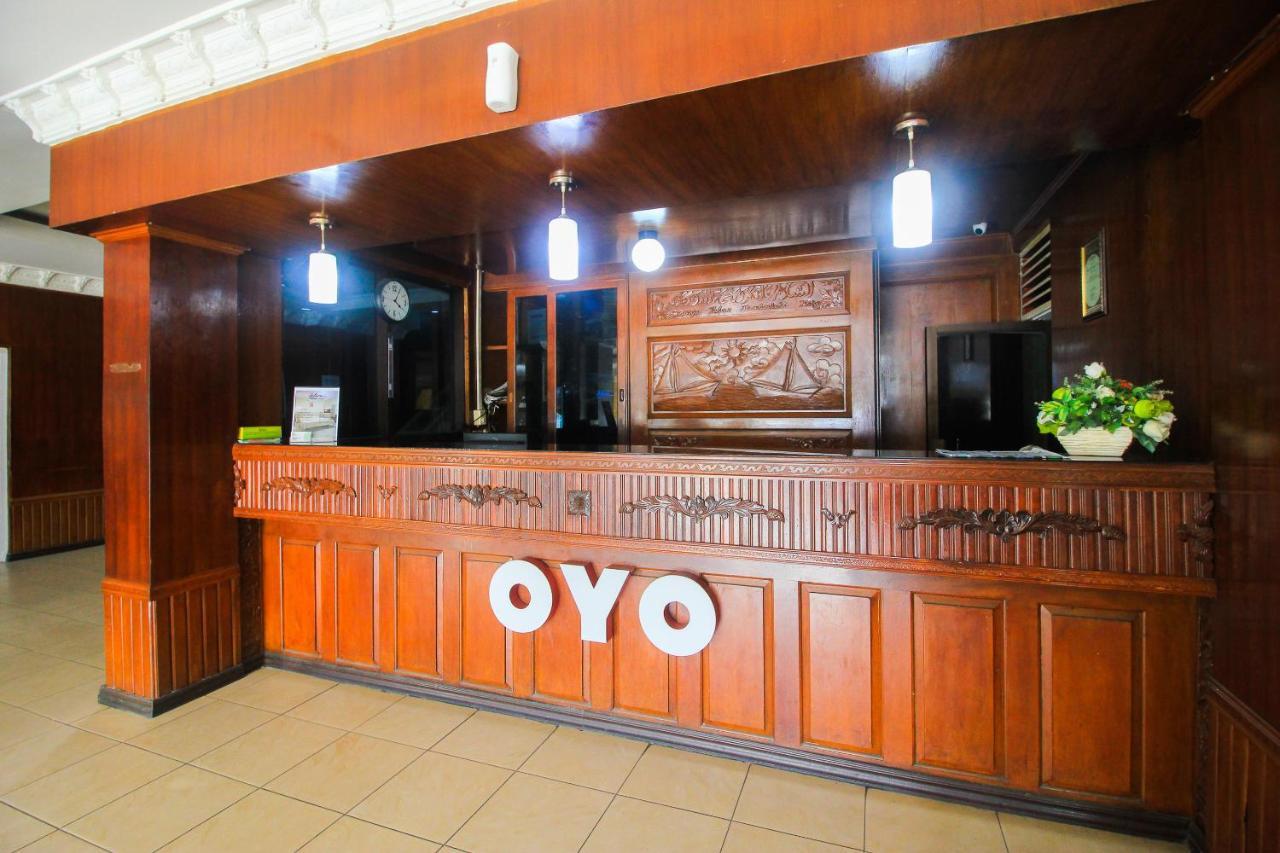 Oyo1298德里拉伊斯兰酒店 北干巴鲁 外观 照片